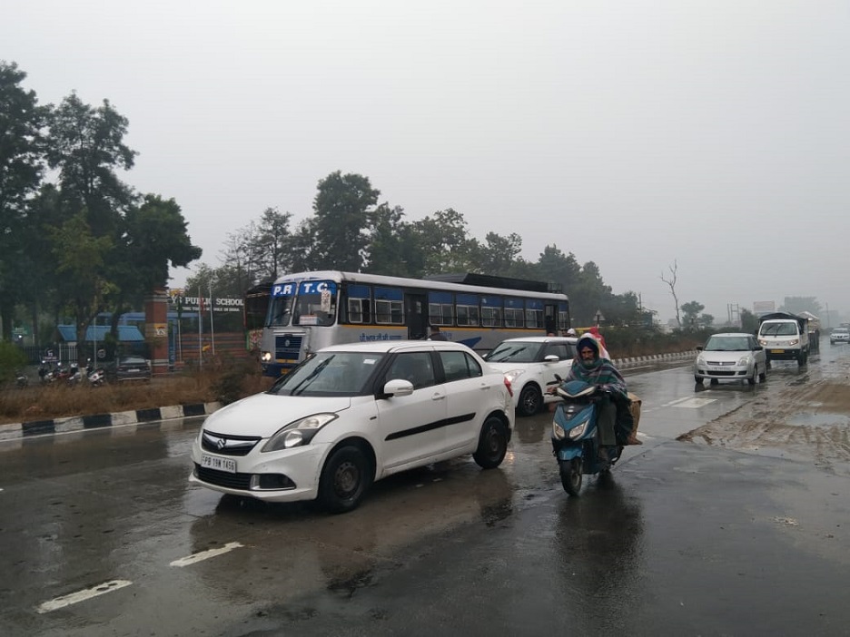 Prime punjab Bus
