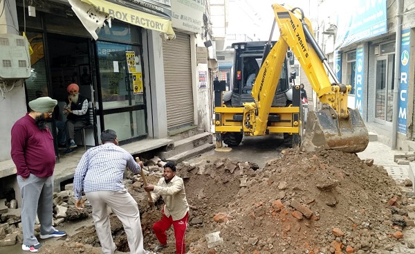 WhatsApp Image 2025-12-21 at 13.04.23